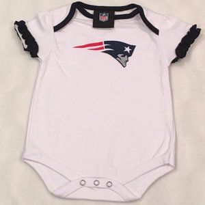 NFL NEW ENGLAND PATRIOTS Logo Girl's Onesie NWOT